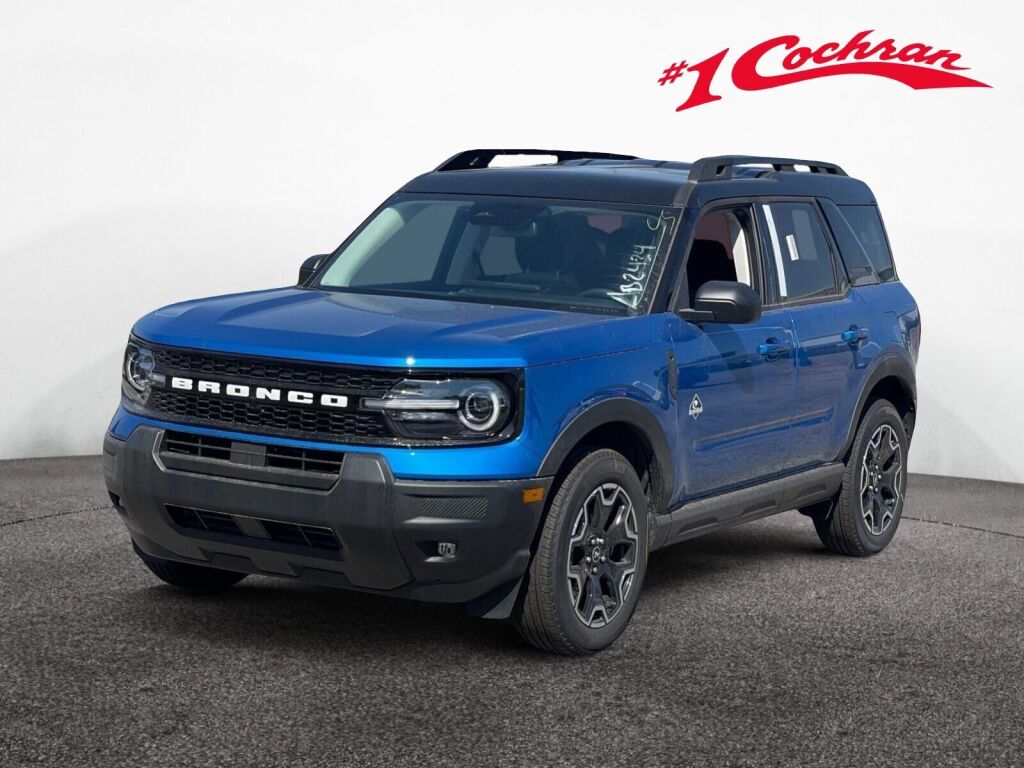 2025 Ford Bronco Sport Outer Banks photo 3