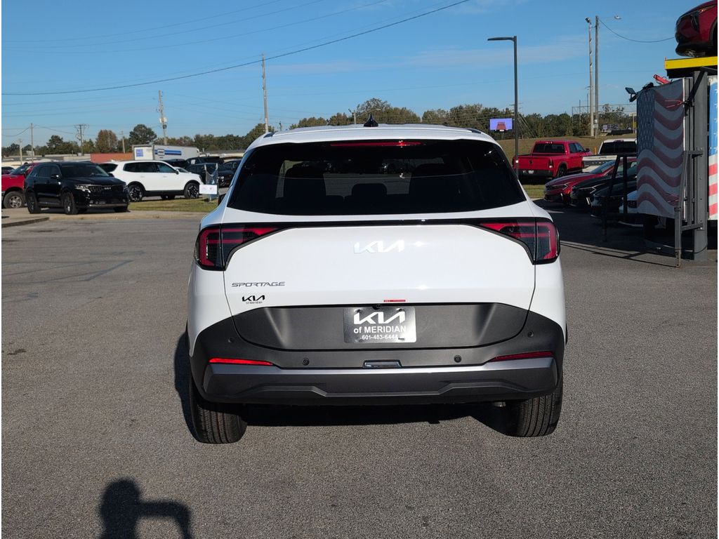 2026 Kia Sportage LX photo 2