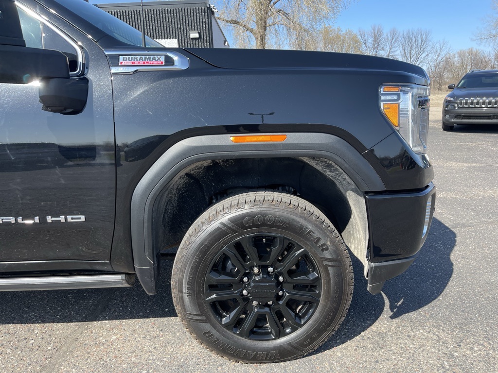 2023 Gmc Sierra HD Denali photo 2