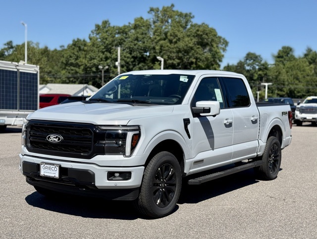 2025 Ford F-150 Lariat photo 11