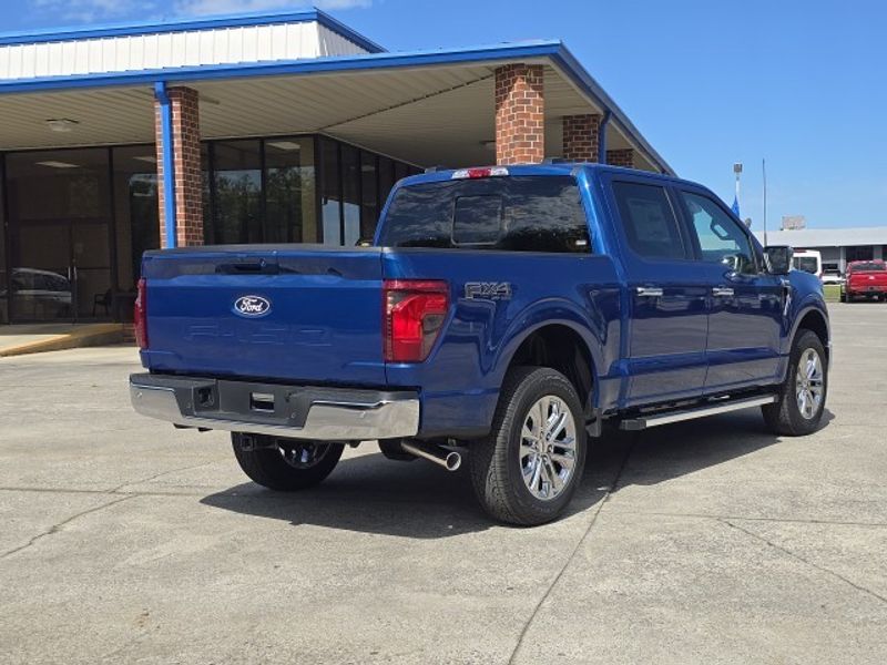 2025 Ford F-150 XLT photo 3