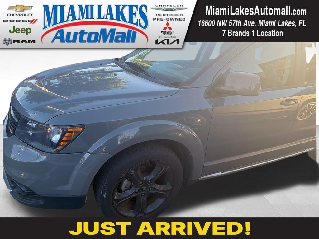 2020 Dodge Journey Crossroad's photo