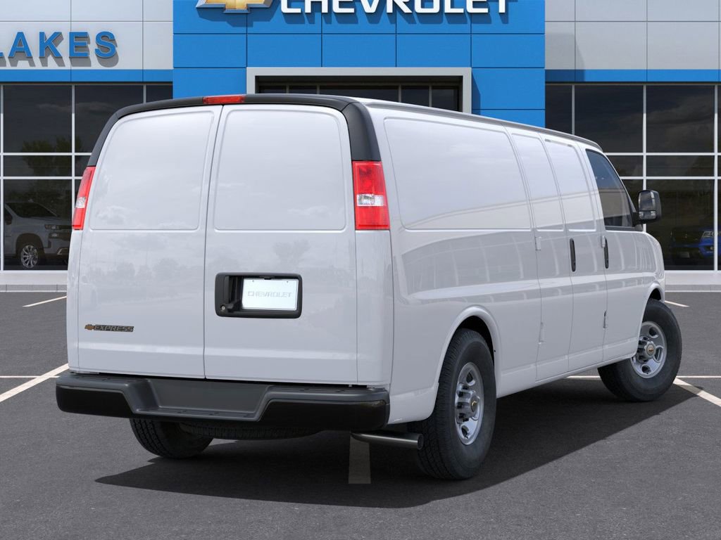 2025 Chevrolet Express Cargo Van photo 4