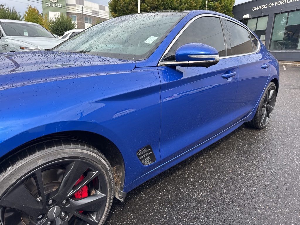 2022 Genesis G70 3.3T photo 10
