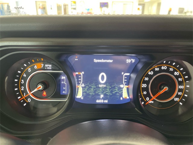 2024 Jeep Wrangler Sahara photo 15