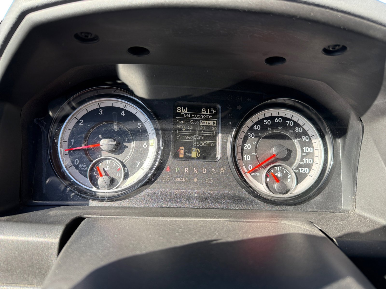 2019 Ram 1500 SLT photo 11