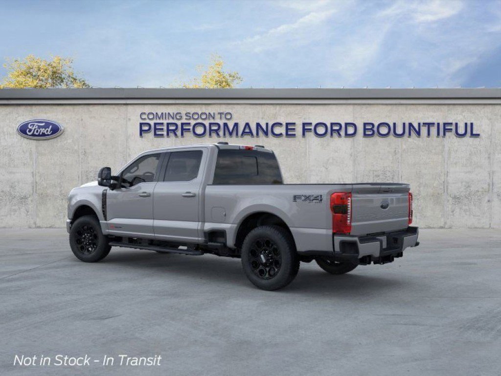 2025 Ford F-350 Lariat photo 4