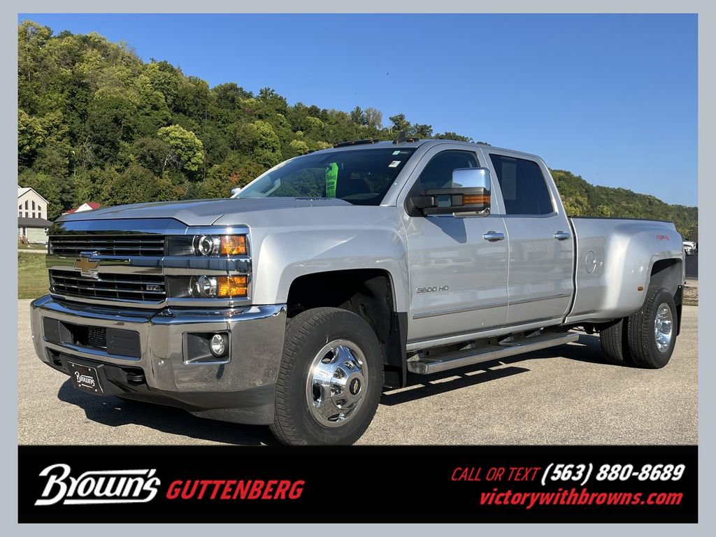2015 Chevrolet Silverado 3500HD LTZ's photo
