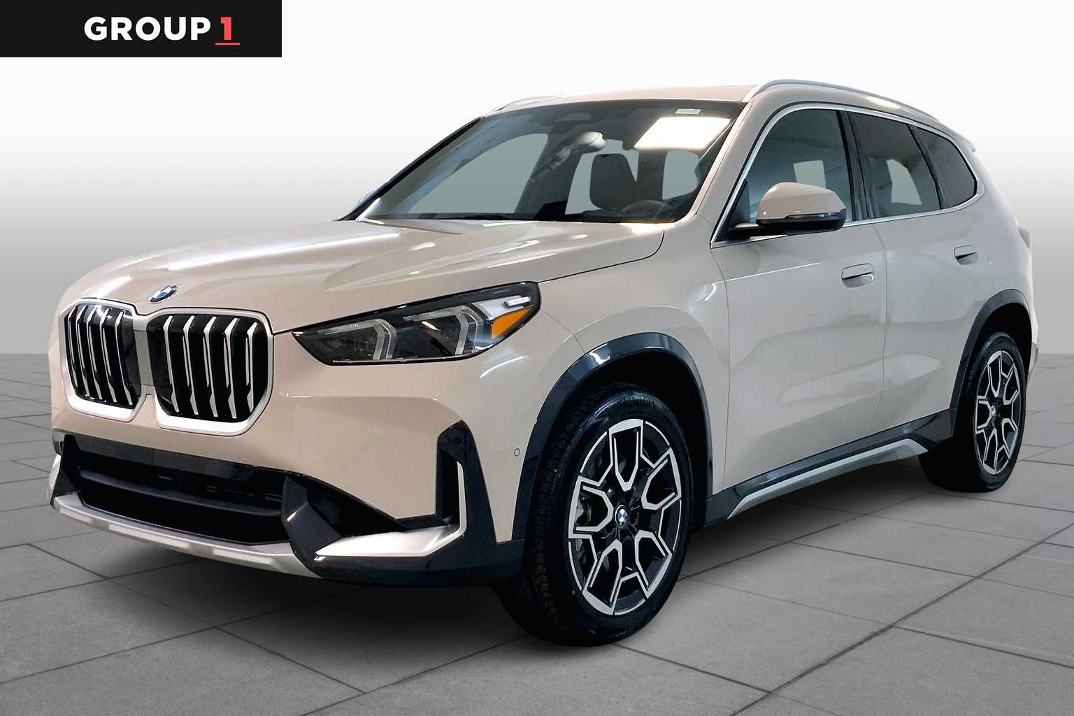 2026 BMW X1 28i's photo