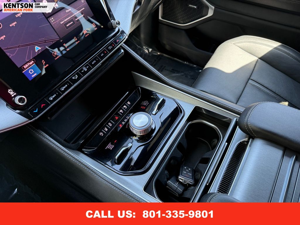 2025 Jeep Wagoneer L Series III photo 22