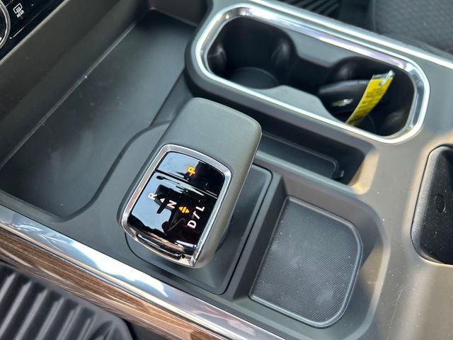 2025 Chevrolet Silverado 1500 RST photo 22