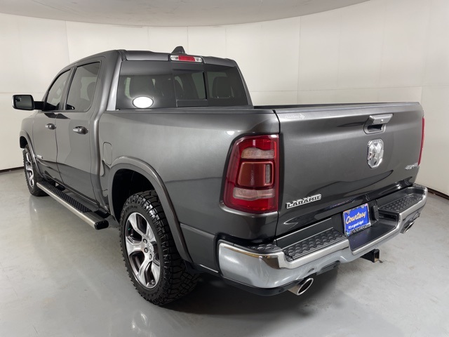 2019 Ram 1500 Laramie photo 3