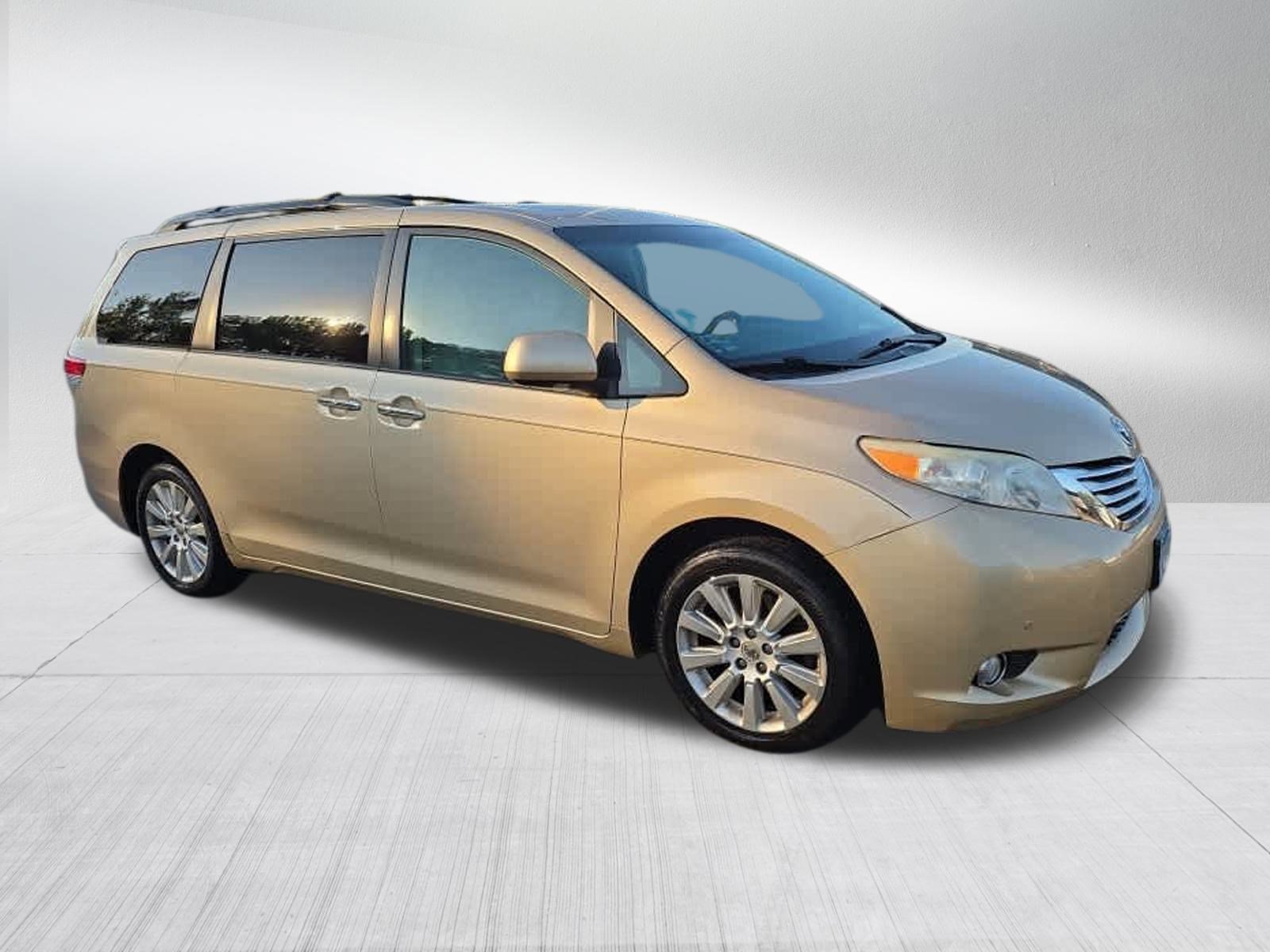 Used 2012 Toyota Sienna XLE with VIN 5TDDK3DC1CS042793 for sale in Vadnais Heights, Minnesota