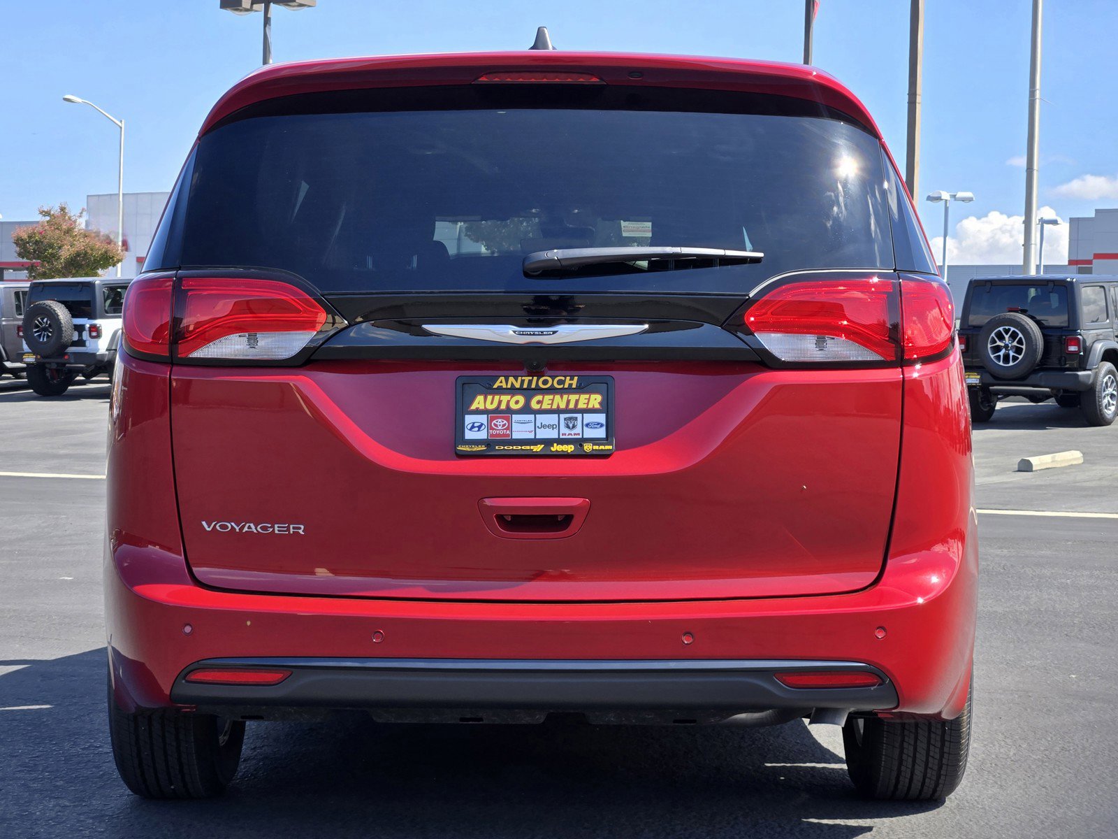 2026 Chrysler Voyager LX photo 3