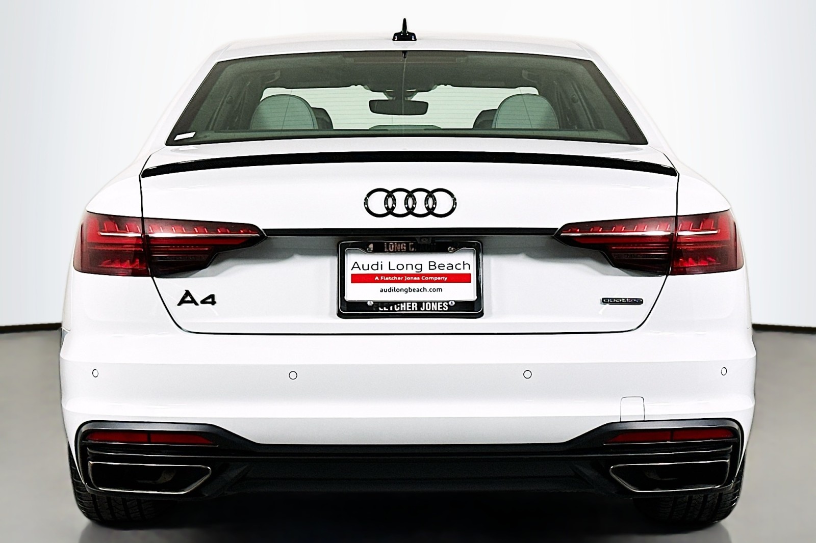 2023 Audi A4 S line Quattro Premium Plus photo 3