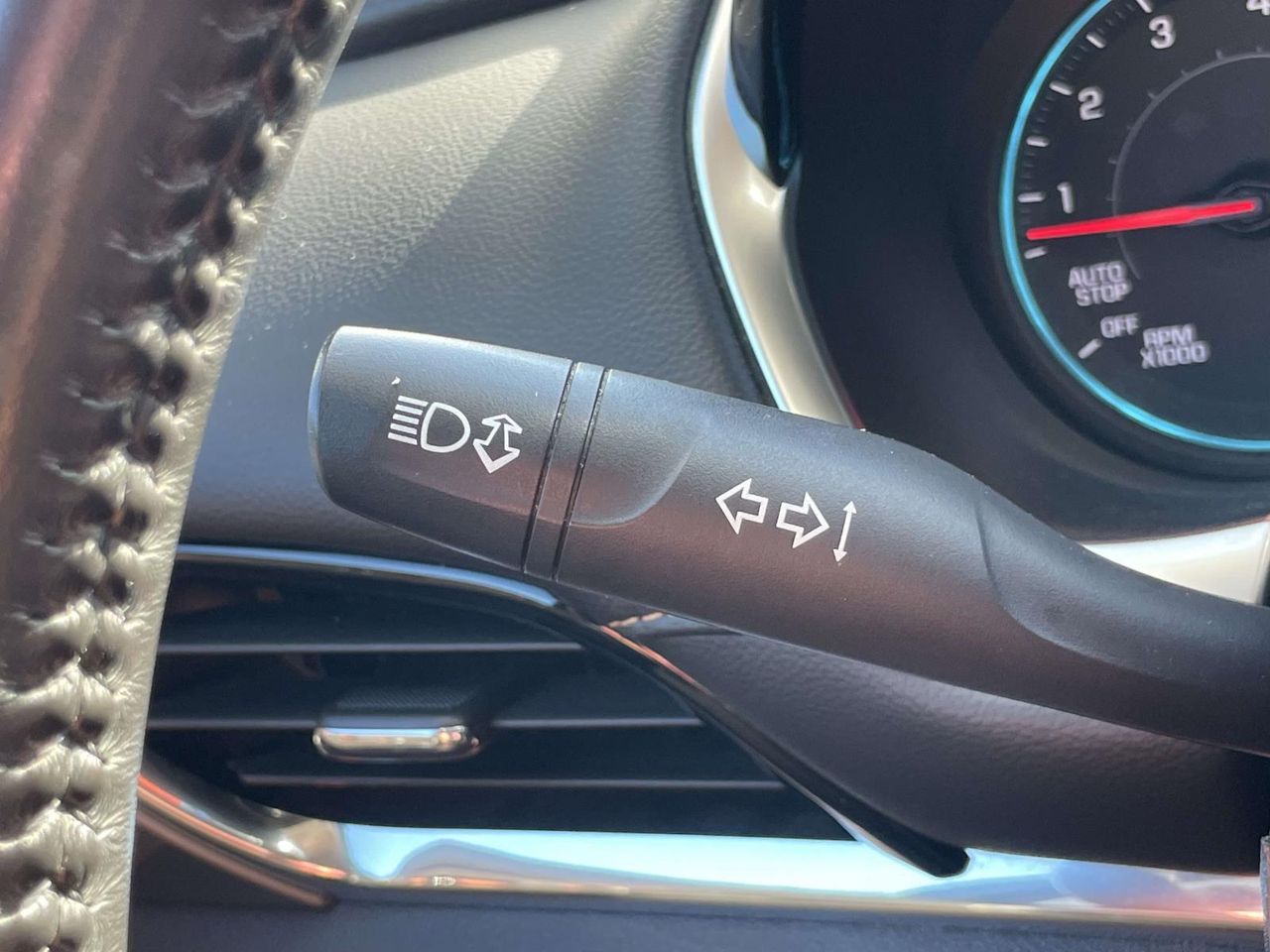 2018 Chevrolet Traverse 1LT photo 18