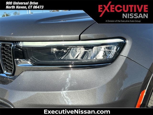 2022 Jeep Grand Cherokee Overland photo 3