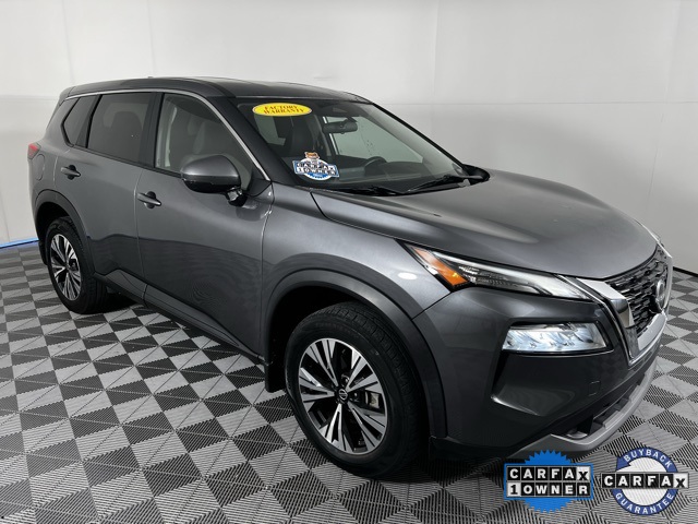 2023 Nissan Rogue SV's photo