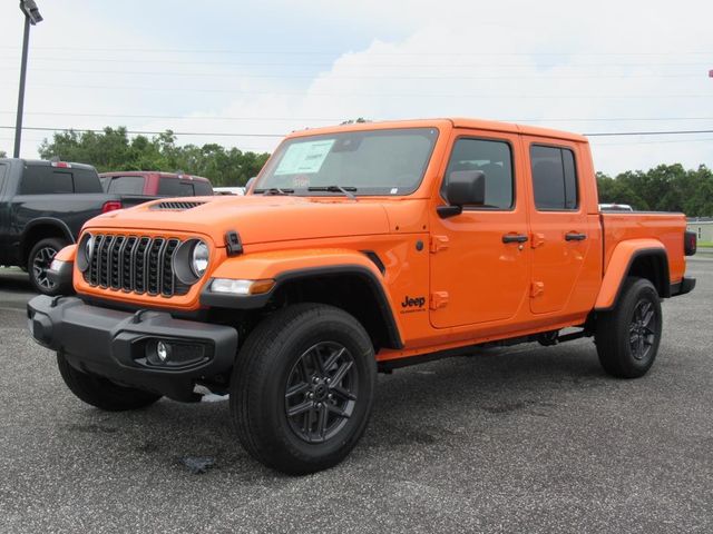 2025 Jeep Gladiator Sport S photo 3