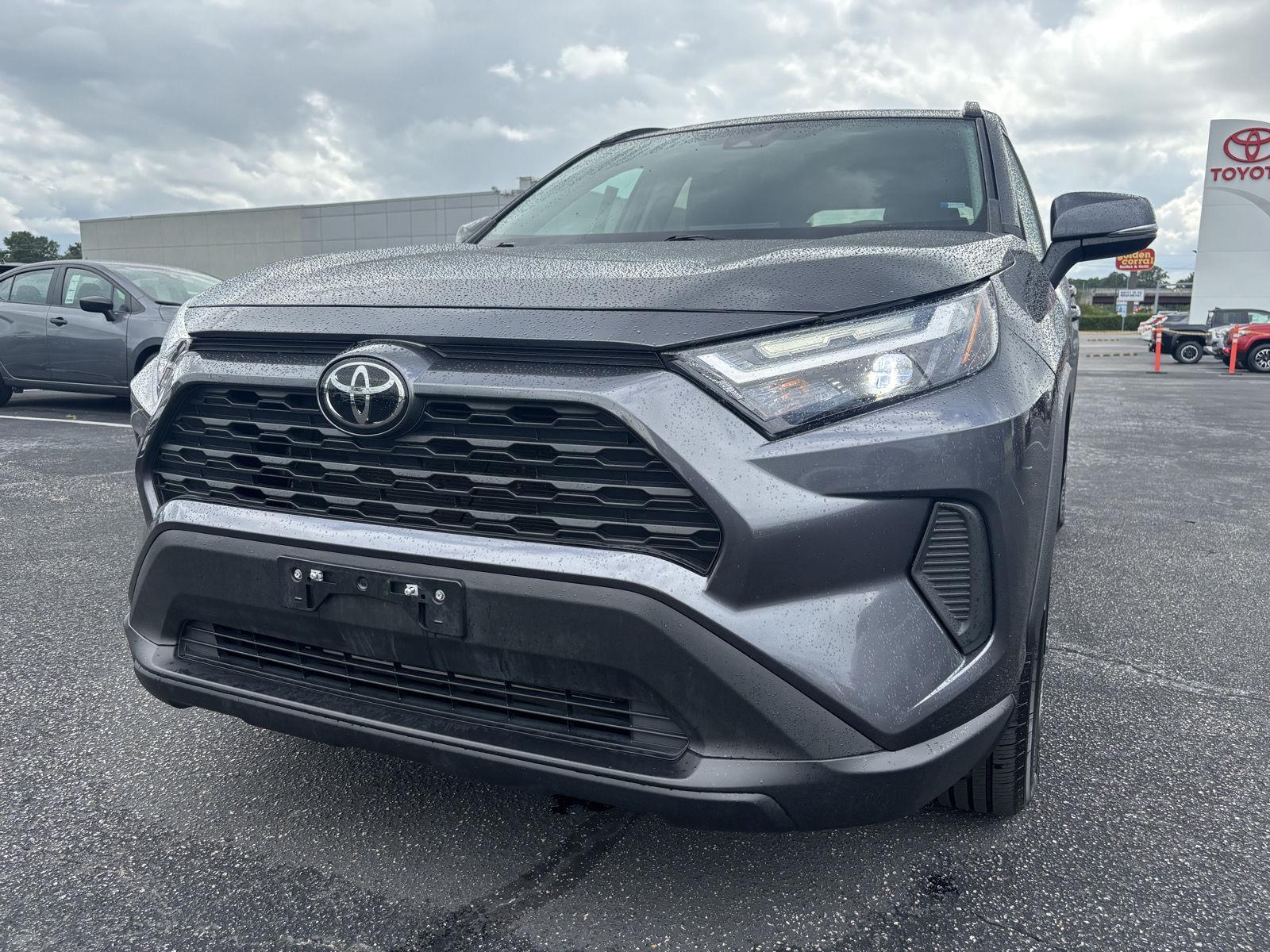 2023 Toyota RAV4 XLE photo 38