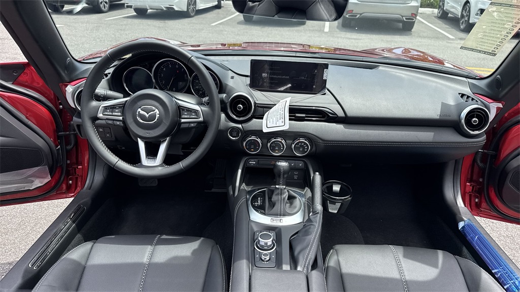 2025 Mazda MX-5 Miata Miata RF Grand Touring photo 34