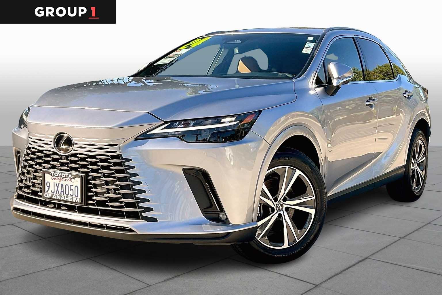 2024 Lexus RX 350's photo