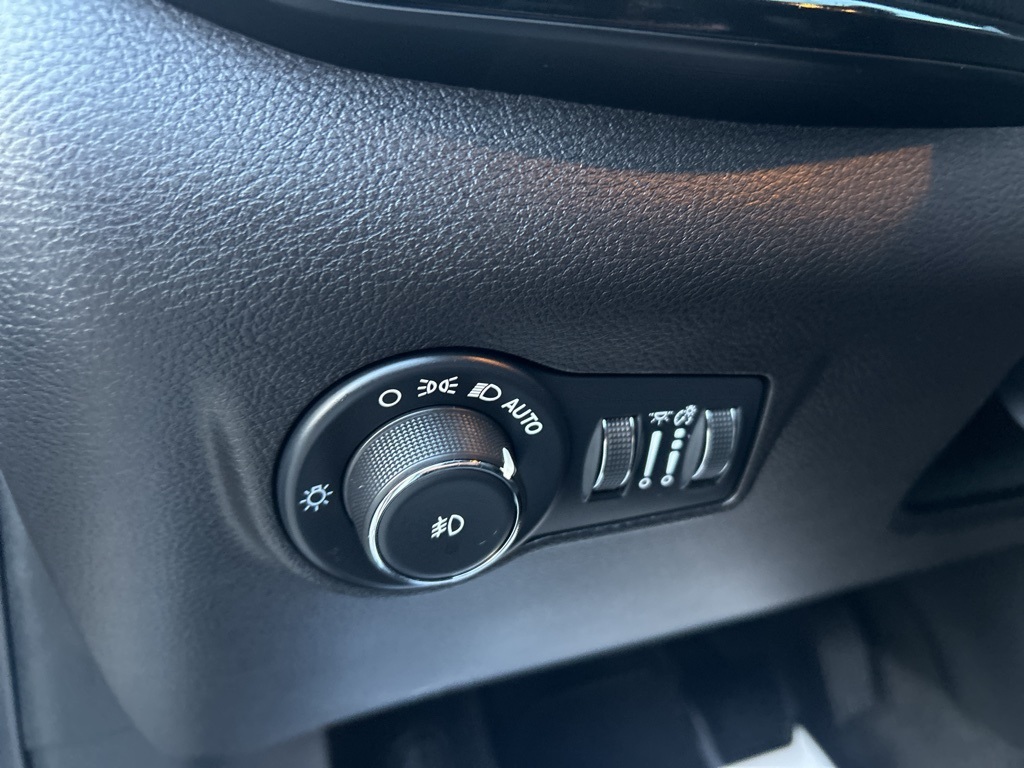 2025 Jeep Compass Latitude photo 10