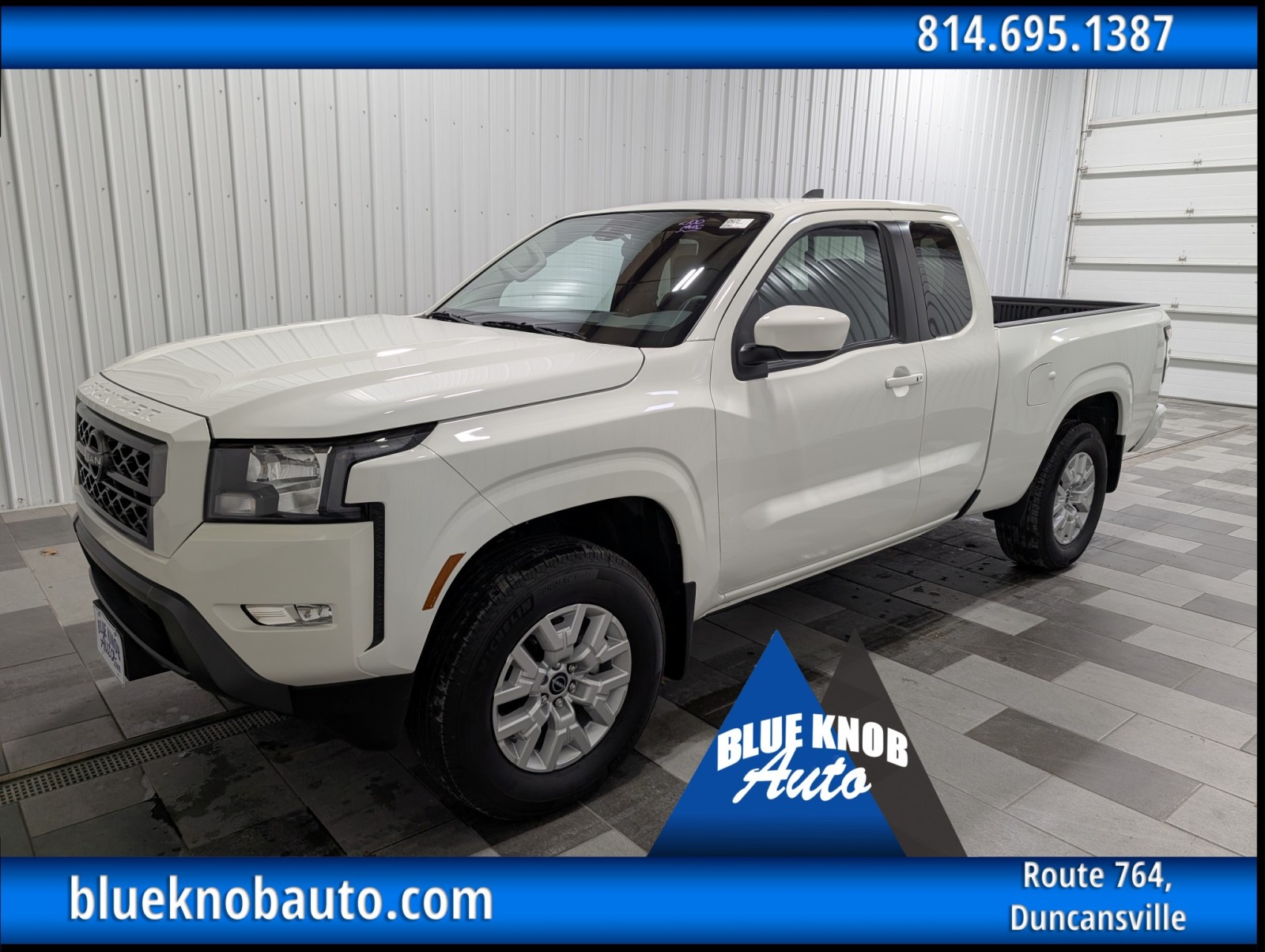 2024 Nissan Frontier SV's photo