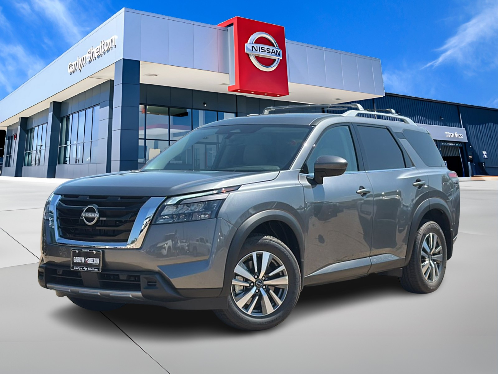 2025 Nissan Pathfinder SL's photo