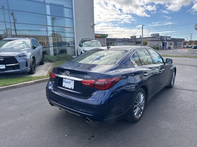 2022 Infiniti Q50 LUXE photo 4