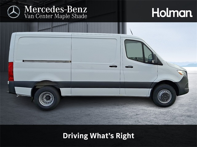 2026 Mercedes-Benz Sprinter Cargo Van Base's photo