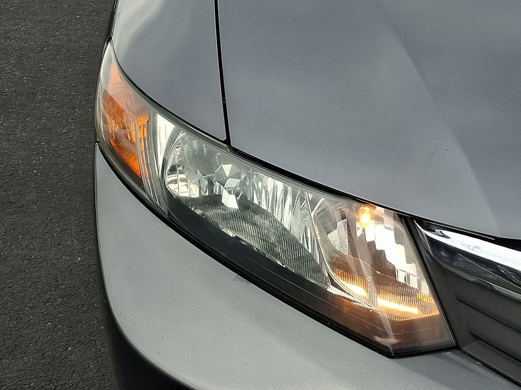 2012 Honda Civic LX photo 9