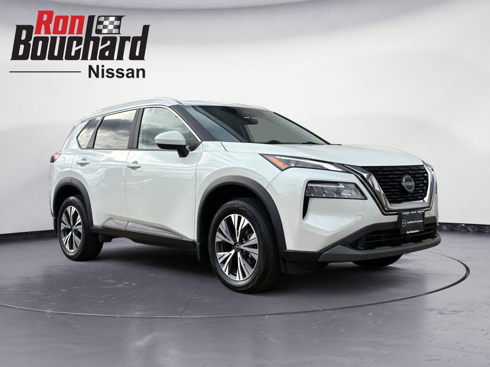 2023 Nissan Rogue SV's photo