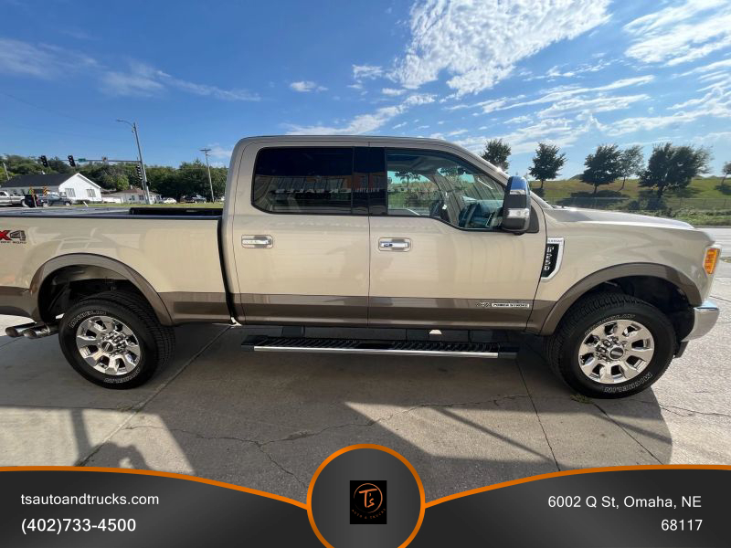 2017 Ford F-250 photo 7