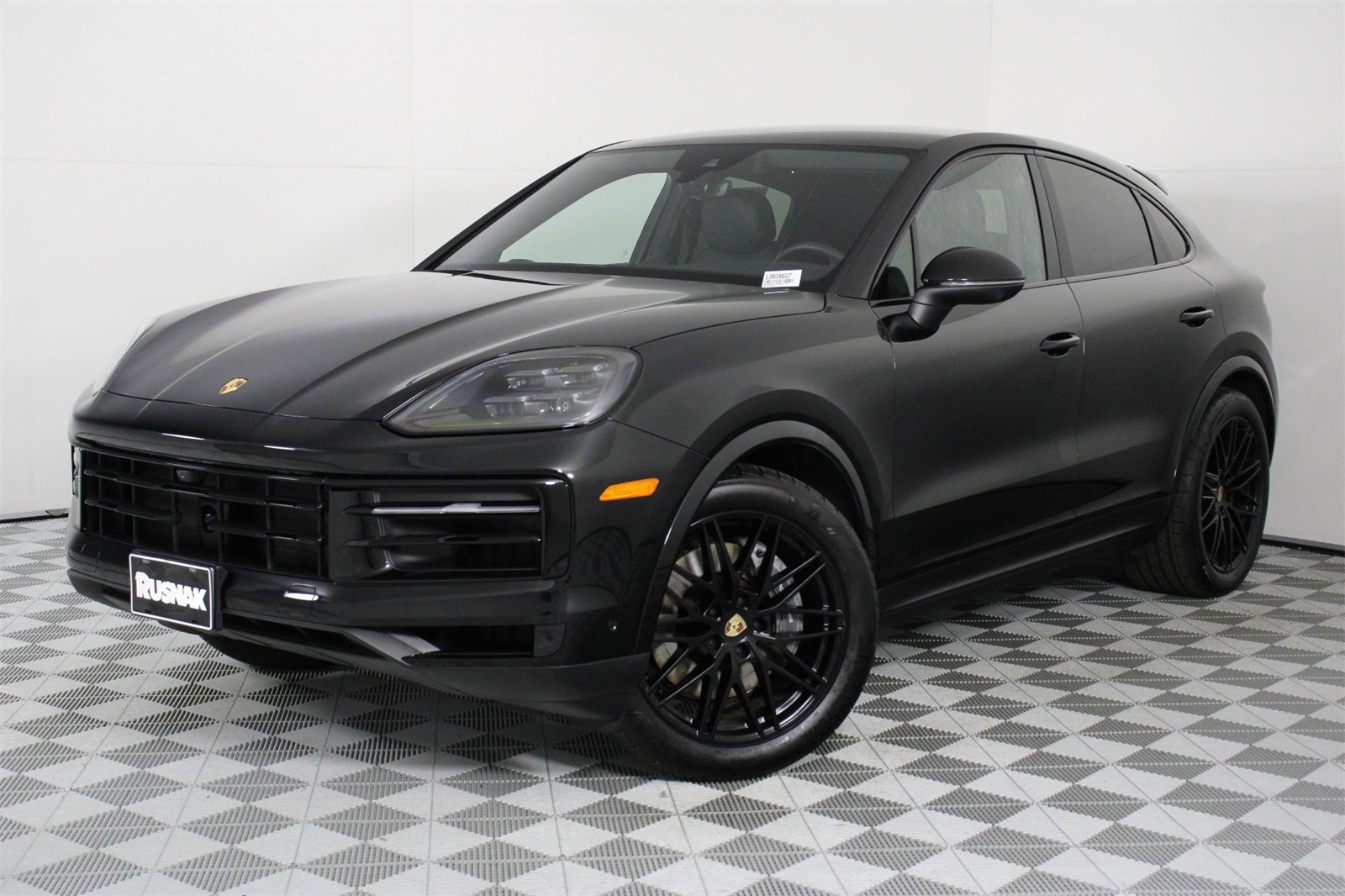 2025 Porsche Cayenne Coup Base's photo