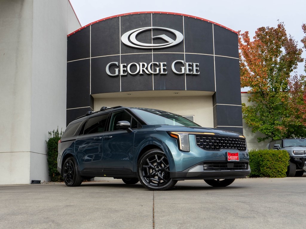 2026 Kia Carnival SX's photo