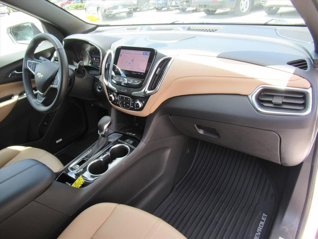 2023 Chevrolet Equinox Premier photo 10