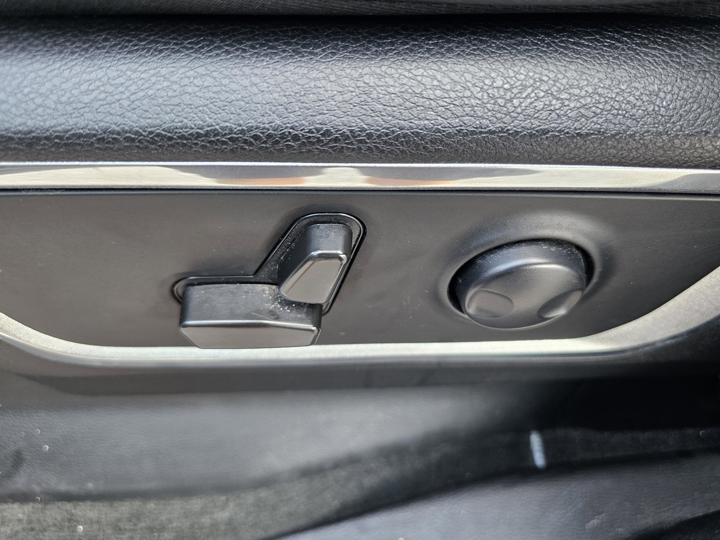2023 Ram 1500 Laramie photo 15
