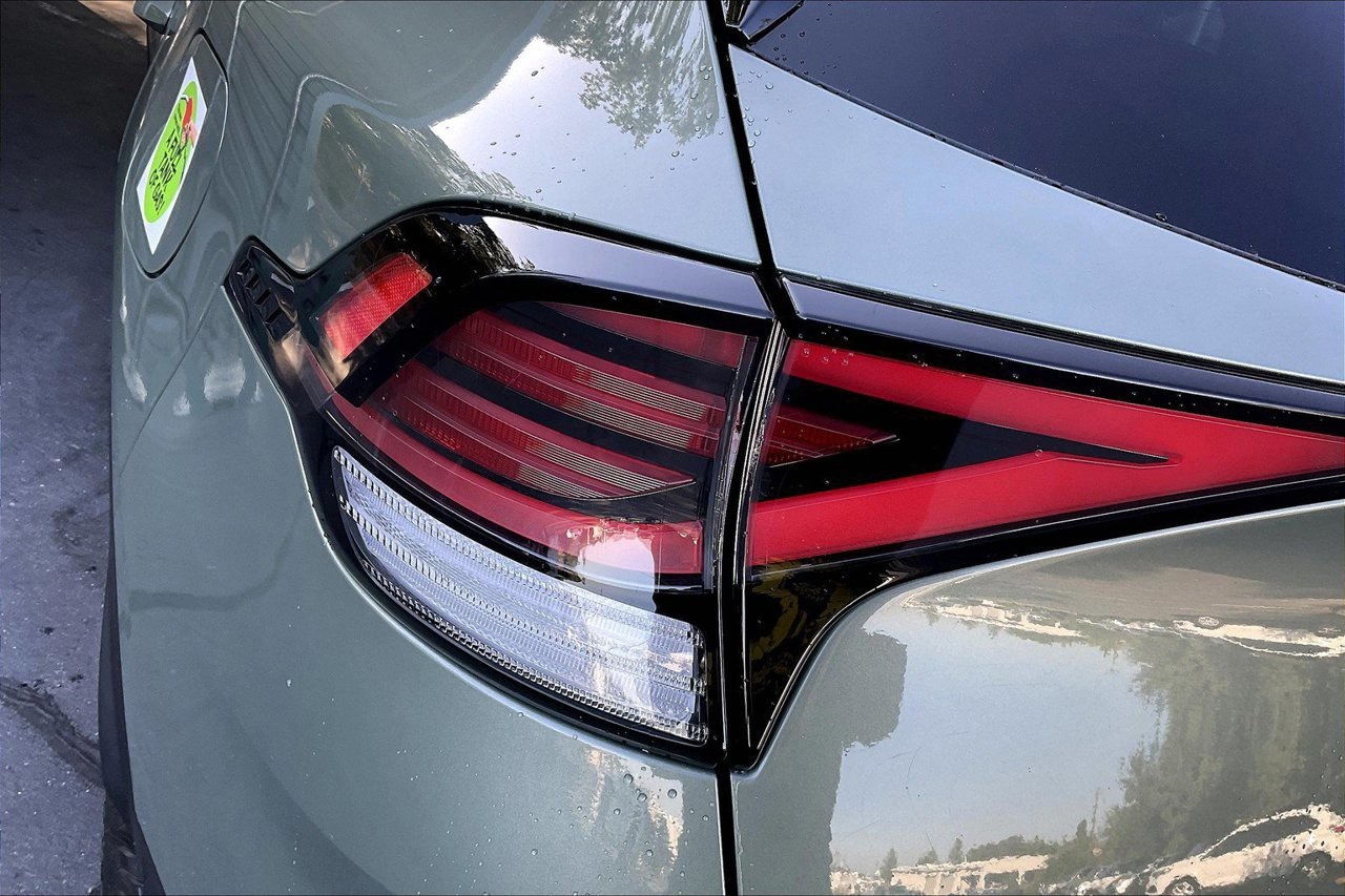 2023 Kia Sportage X-Pro Prestige photo 2