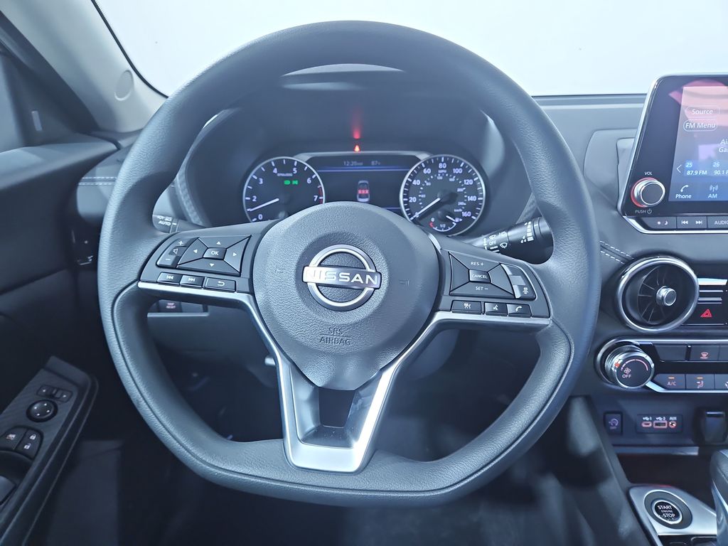2025 Nissan Sentra SV photo 13