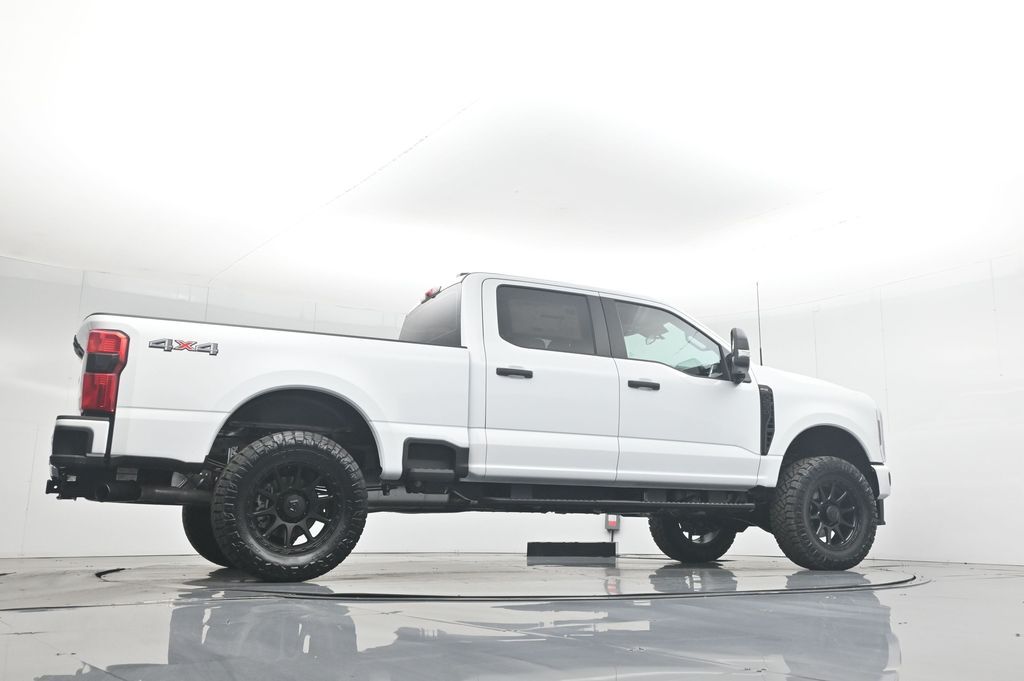2025 Ford F-250 photo 41