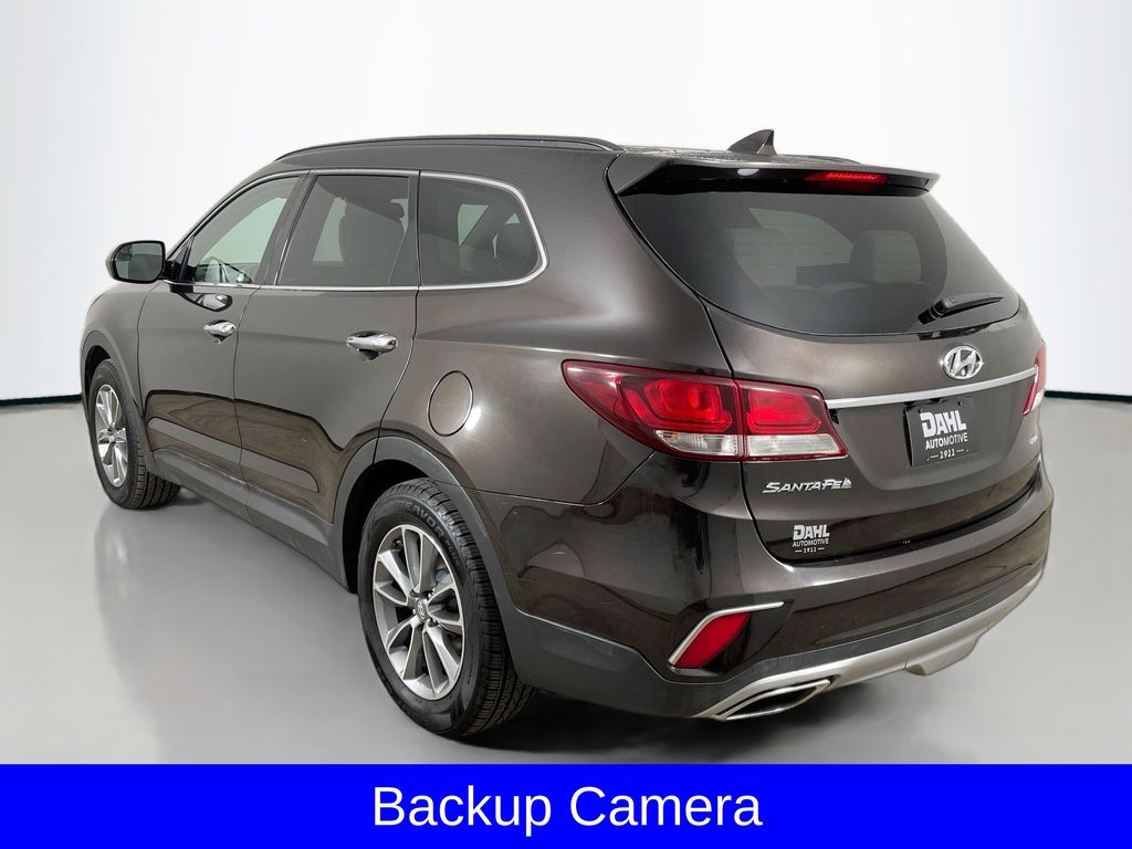 2017 Hyundai Santa Fe SE photo 5