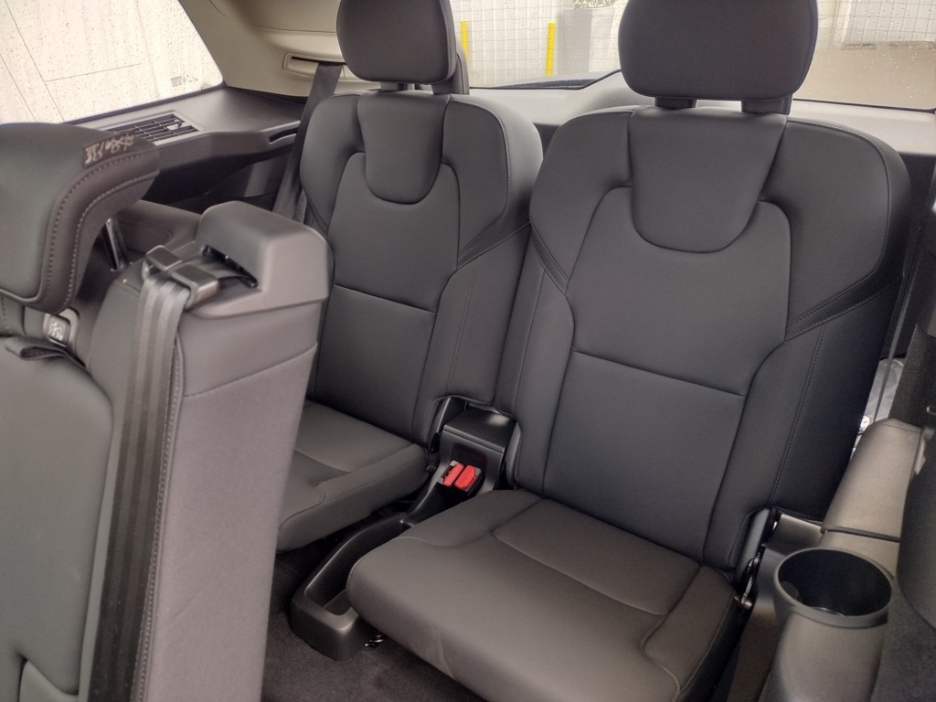 2026 VOLVO XC90 - Image 14