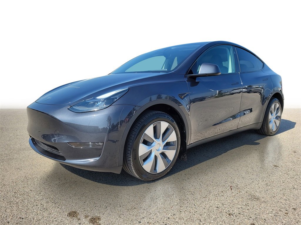 2024 Tesla Model Y Long Range photo 2