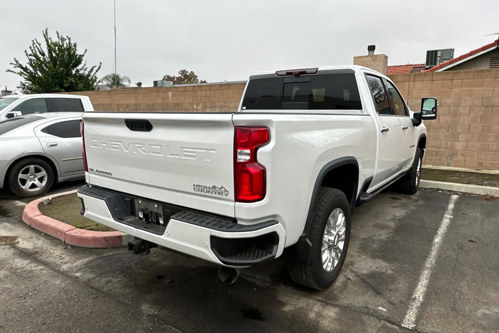 2021 Chevrolet Silverado 2500HD High Country photo 3