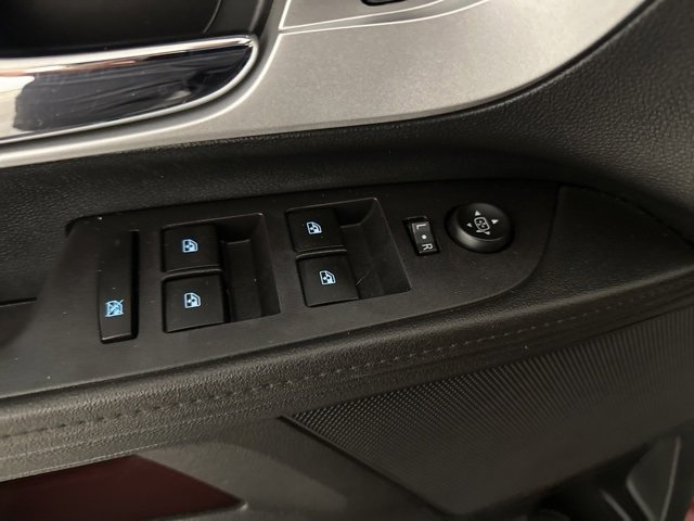 2016 Chevrolet Equinox LT photo 9