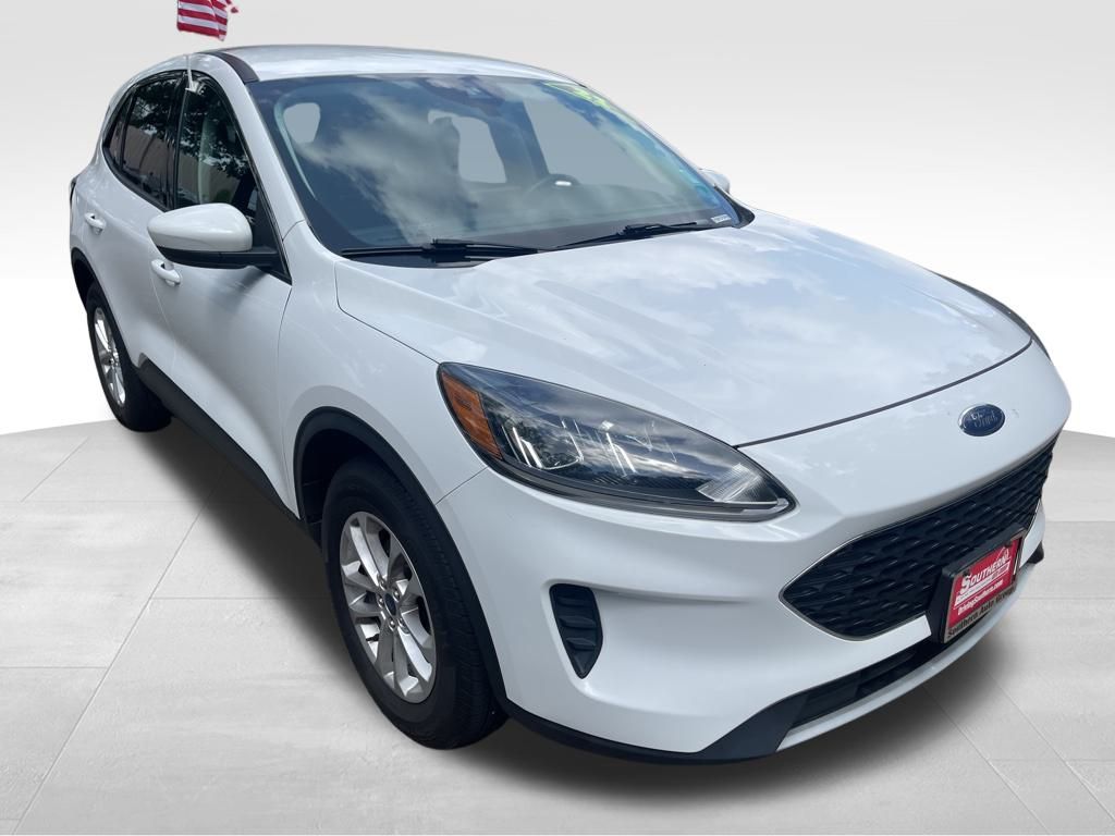 2021 Ford Escape SE photo 5