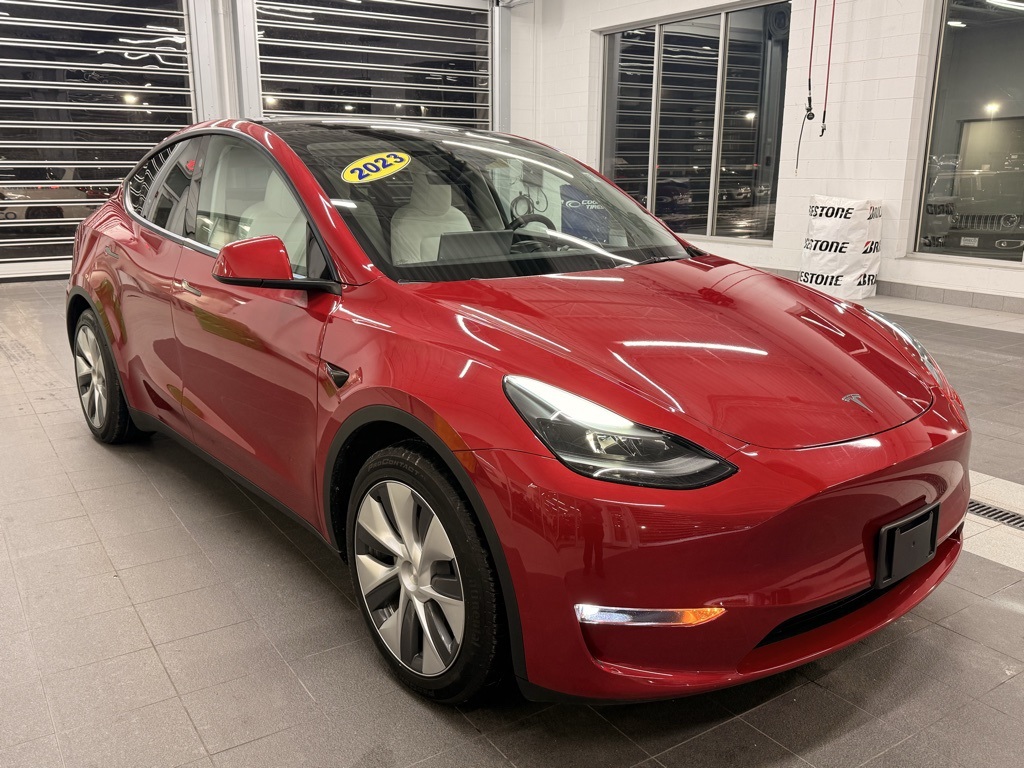 2023 Tesla Model Y Long Range's photo