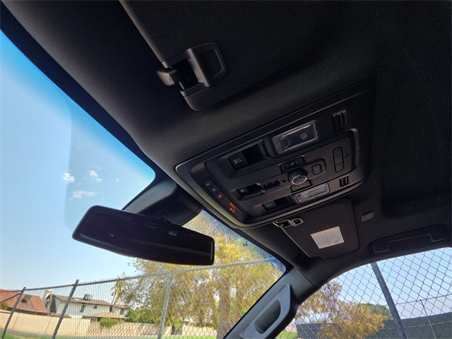 2021 Chevrolet Tahoe RST photo 17