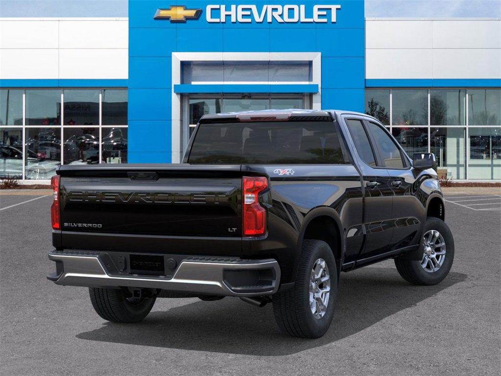 2026 Chevrolet Silverado 1500 LT photo 4